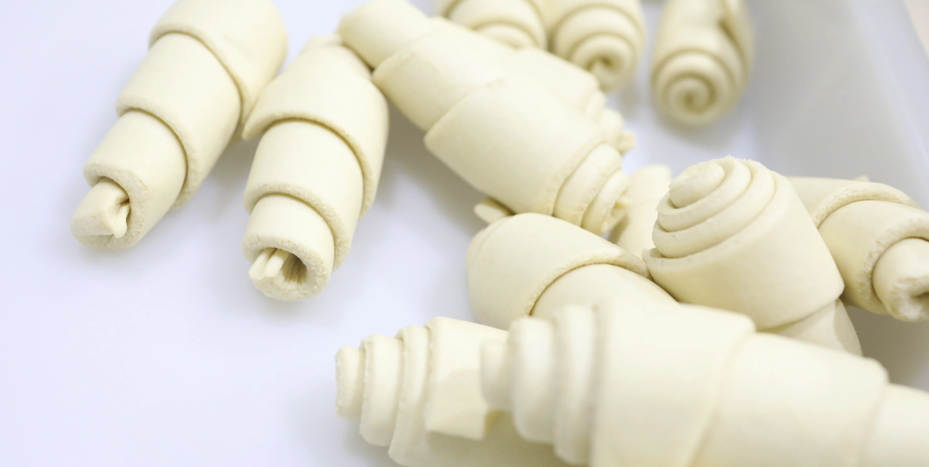 A traceable and knowledgeable supply chain